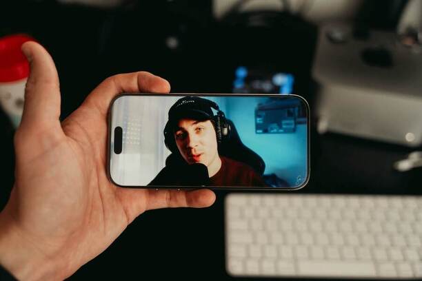 Influenceři a&nbsp;nelegální hazard